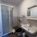 Otel Contact Les Montois