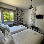 Contact Les Montois Otel