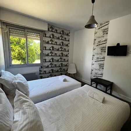 Les Montois Hotell