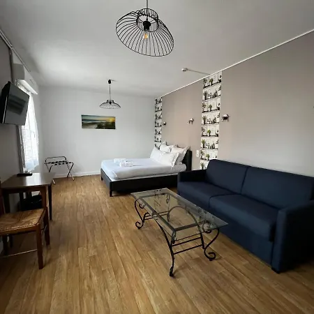 Les Montois 2* Céaux