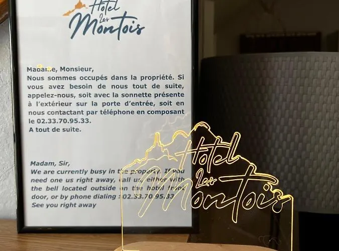 Отель Contact Les Montois Со