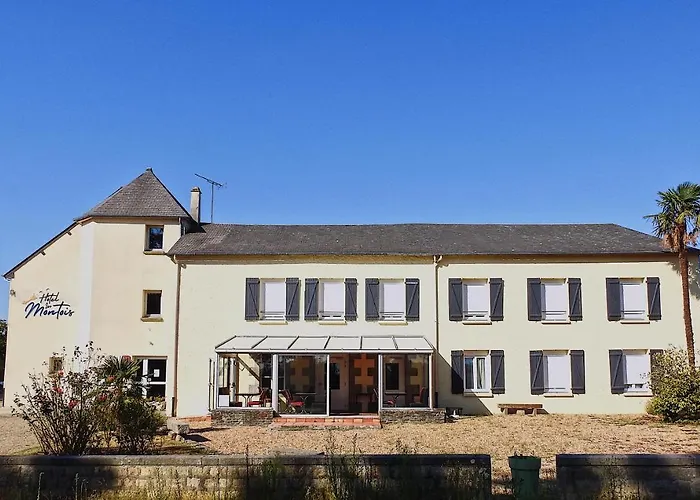 Contact Les Montois 2* Со