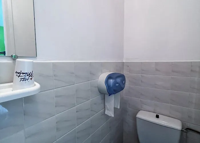 Contact Les Montois 2* Со